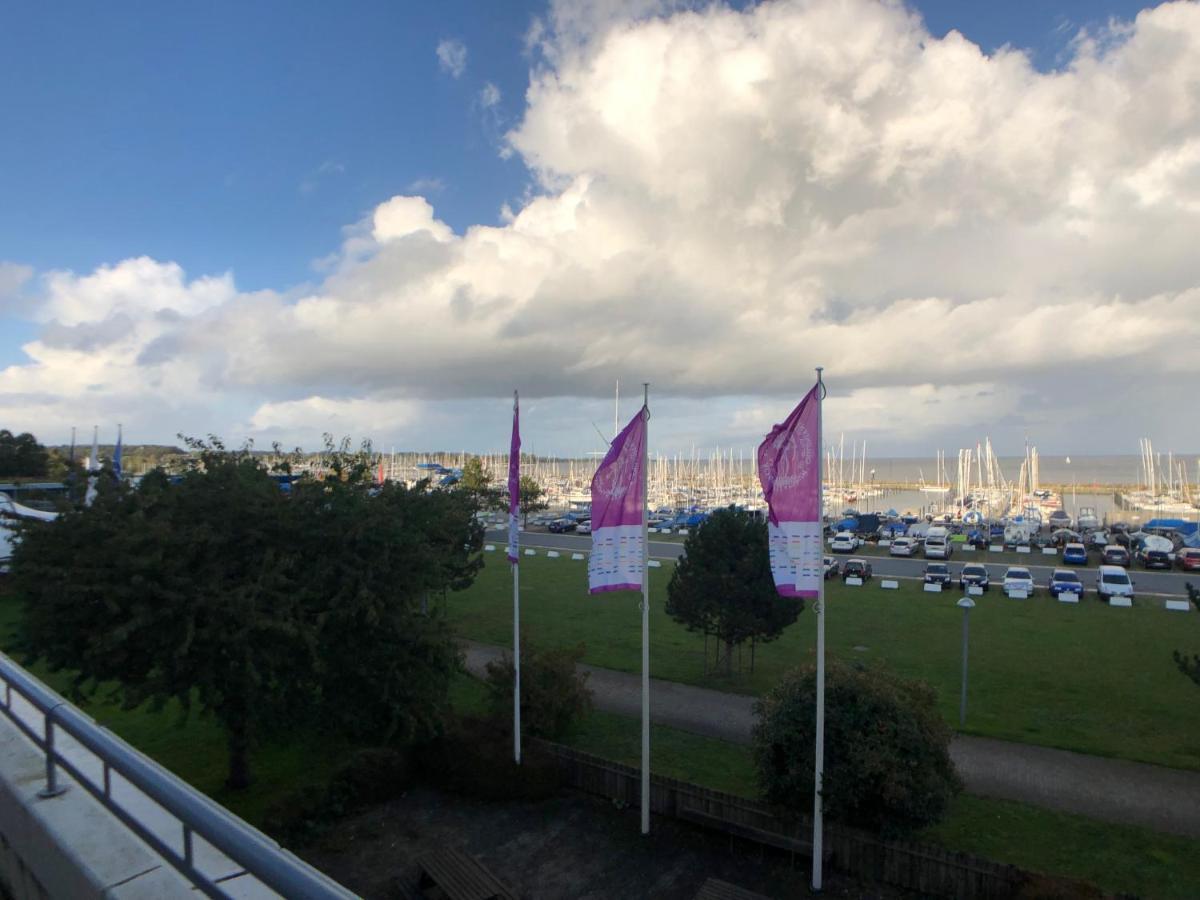 Nur 50M Zum Yachthafen Und 100M Zum Strand Kiel Esterno foto
